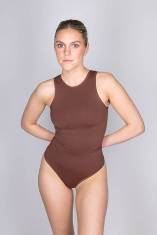 Brún comfort aðhaldssamfella með auka aðhaldi í kringum maga